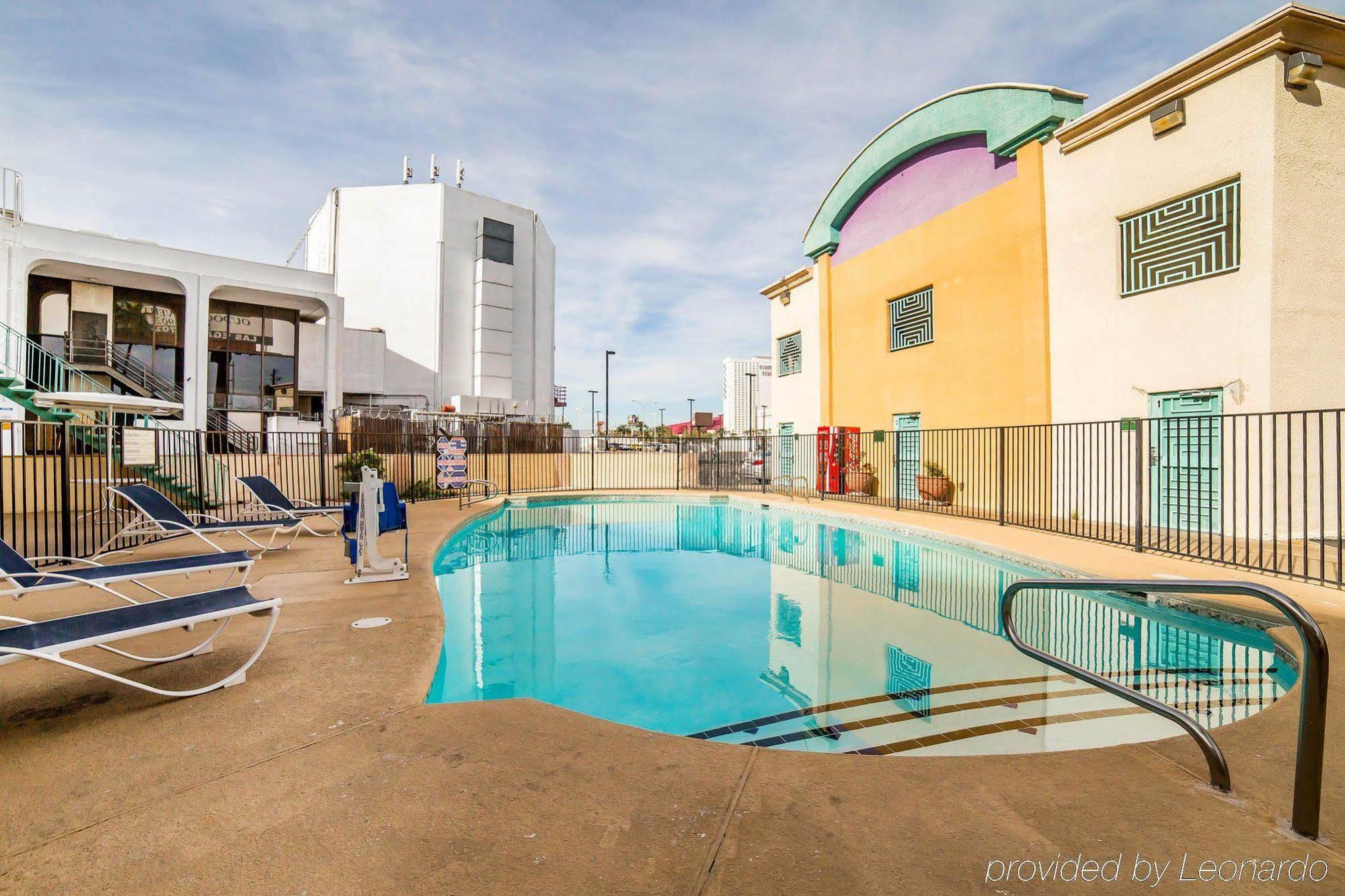 Мотель Siegel Select Lv Strip-Convention Center Лас-Вегас Экстерьер фото